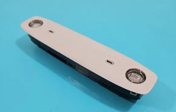 Tesla Model 3 Other interior light P1092574-00-C IMPRK1437668