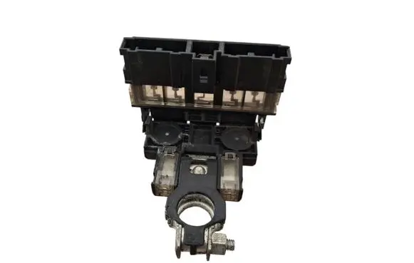 Nissan X-Trail T32 Positive wiring loom 16050113