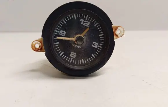 Porsche 928 Clock 92864170100