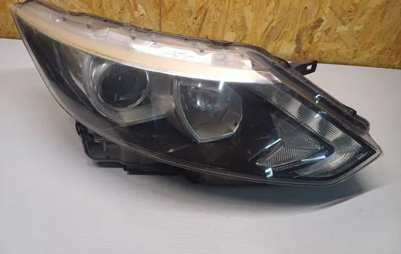 Nissan Qashqai Headlight/headlamp 100-1813