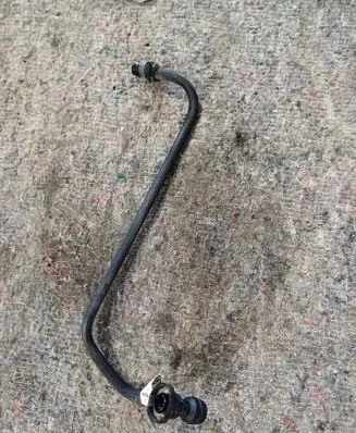 BMW 4 F32 F33 Vacuum line/pipe/hose 8645343