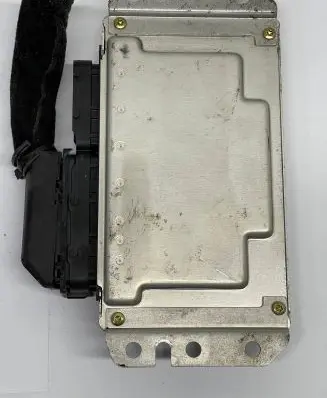 KIA Carens I Engine control unit/module 0261207465