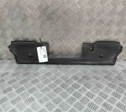 BMW 6 E63 E64 Intercooler air guide/duct channel 7052464