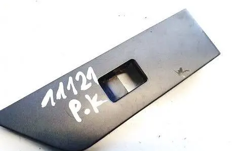 Land Rover Range Rover Evoque L538 Front door window switch trim BJ3223878E