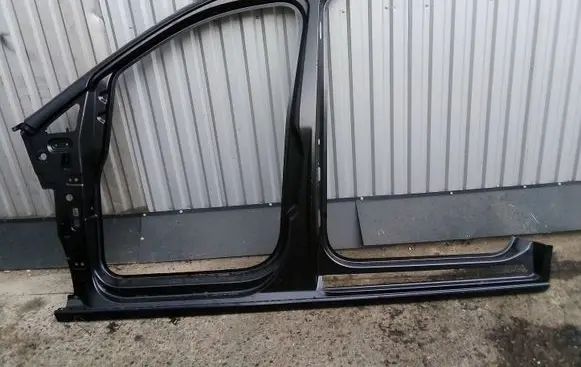 Volkswagen Caddy Side car body part 2K4809605K