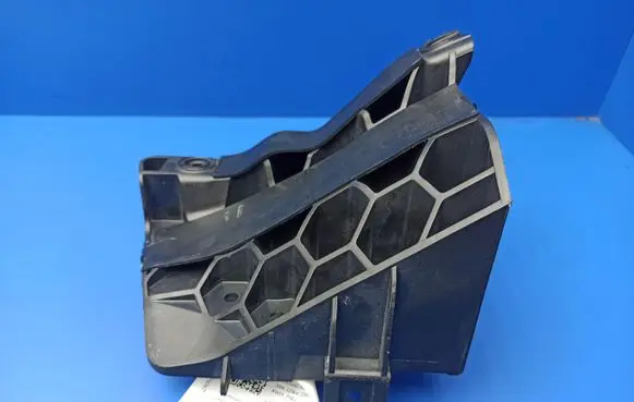 Mercedes-Benz C W204 Battery tray heat shield A2046190048 SP5911