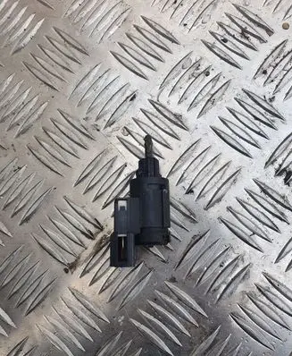 Volkswagen Golf Plus Brake pedal sensor switch 3B0945511C 19322010 02723