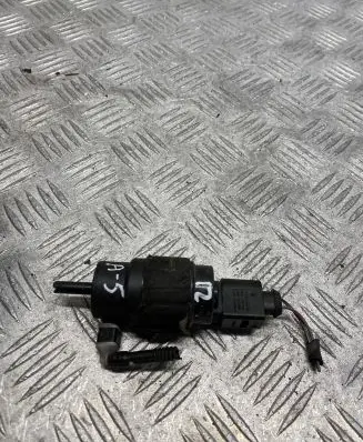 Audi A5 8T 8F Windscreen/windshield washer pump 8K5955647