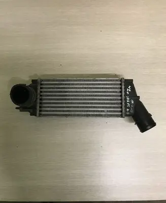 Citroen C4 I Intercooler radiator 9646694680