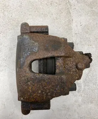 Ford C-MAX II Front brake caliper
