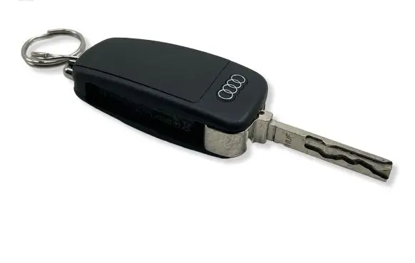 Audi Q2 - Ignition key/card 