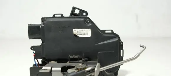Audi A4 S4 B6 8E 8H Rear door lock 8E0839015C