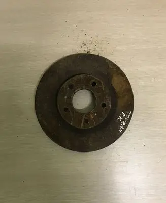 Volkswagen Touran I Front brake disc
