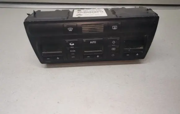 Audi A6 S6 C5 4B Climate control unit 4B0820043F