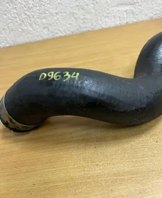 Mercedes-Benz E W212 Brake vacuum hose/pipe A2045282982 D9634