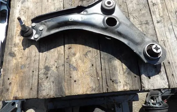 Renault Kangoo III Front control arm