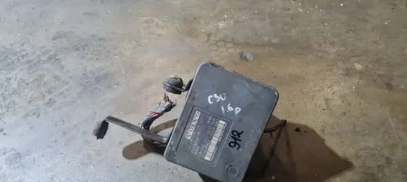 Volvo C30 ABS Pump 31274912