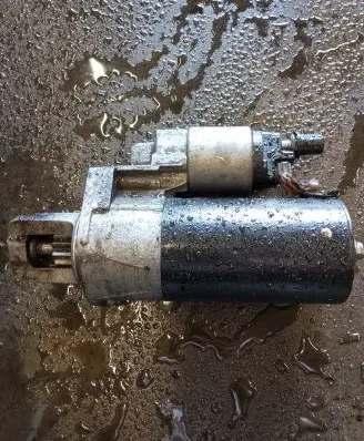Mercedes-Benz CLS C218 X218 Starter motor A0061519901