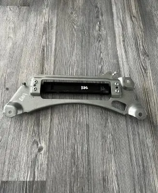 Toyota RAV 4 (XA50) Tailgate/trunk/boot lock/latch/bracket 