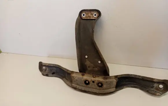 Subaru WRX Gearbox mounting bracket 