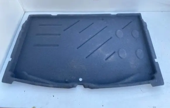 Trunk/boot floor carpet liner