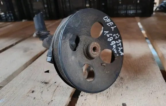 Opel Astra F Power steering pump