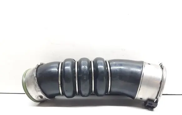 BMW 1 E81 E87 Intercooler hose/pipe 7797480