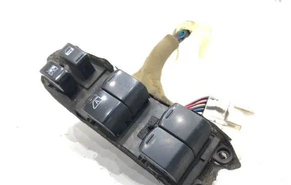 Subaru Outback Electric window control switch 157525