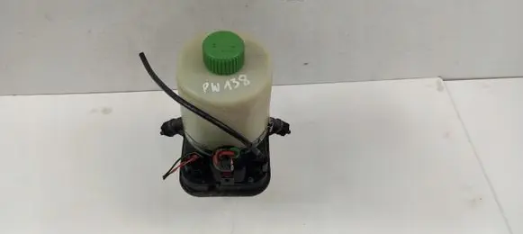 Skoda Fabia Mk2 (5J) Power steering pump