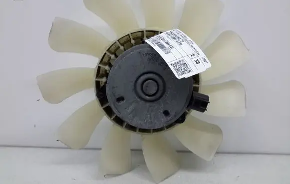 Lexus IS 220D-250-350 Radiator cooling fan shroud 1636326070