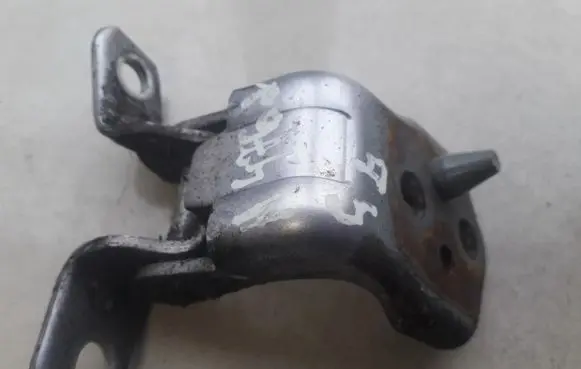 Mazda 6 Rear door lower hinge