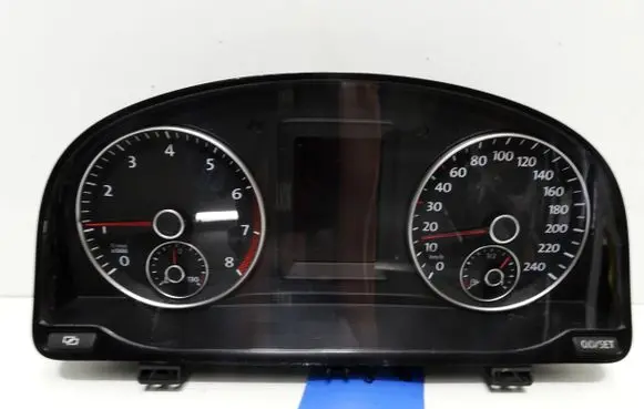 Speedometer (instrument cluster)