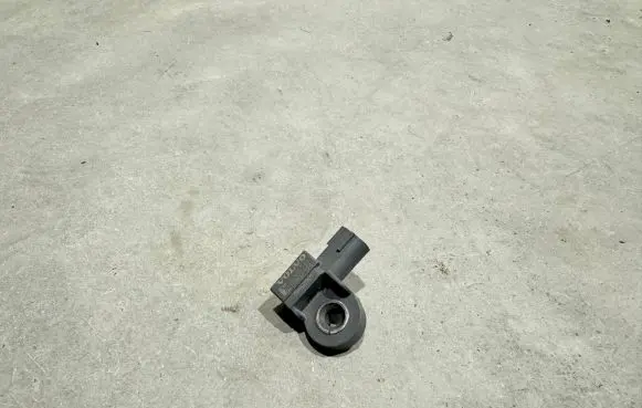 Volvo XC60 Airbag deployment crash/impact sensor 31451531