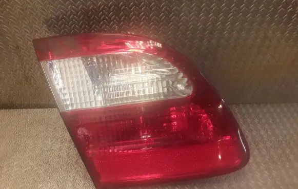 Mercedes-Benz E W211 Tailgate rear/tail lights 2118201364 A2118201364