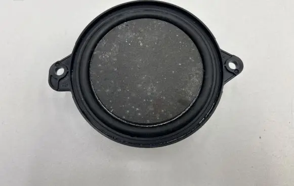 Audi Q3 F3 Front door speaker 83A035454 20201224 F0STE4