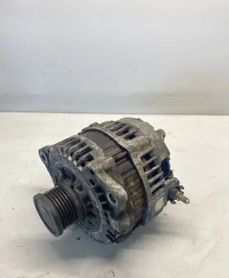 Nissan X-Trail T30 Generator/alternator 23100AU400 12V110A LR1110713V