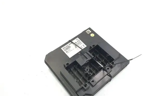 Skoda Rapid (NH) Central body control module 6C0937089D