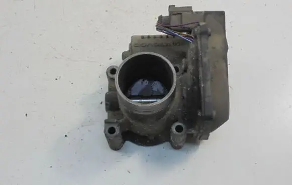 Volkswagen Polo IV 9N3 Electric throttle body valve 03C133062B