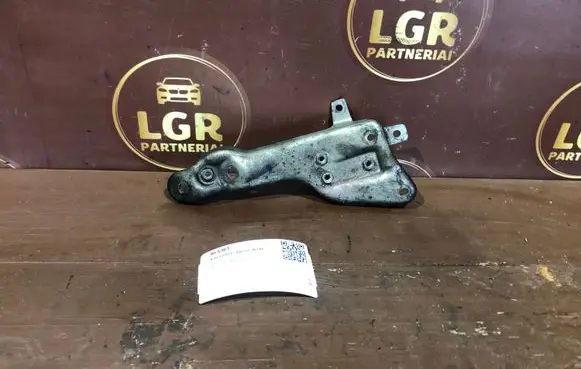Mercedes-Benz C W204 Other engine bay part A6510901041