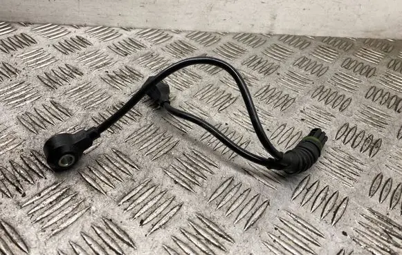 BMW 3 E92 E93 Detonation knock sensor 7568422