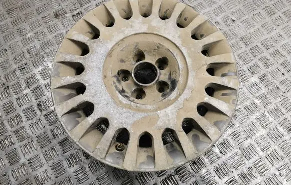 R16 alloy rim