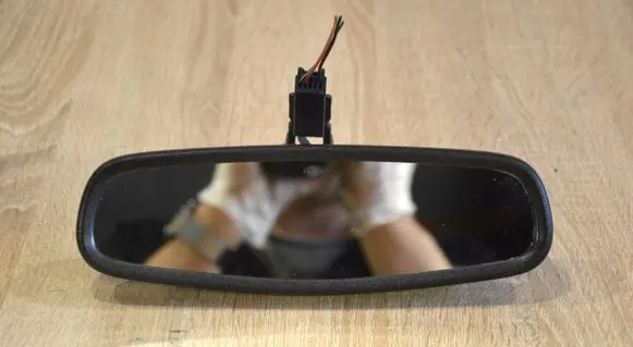 Chevrolet Orlando Rear view mirror (interior)