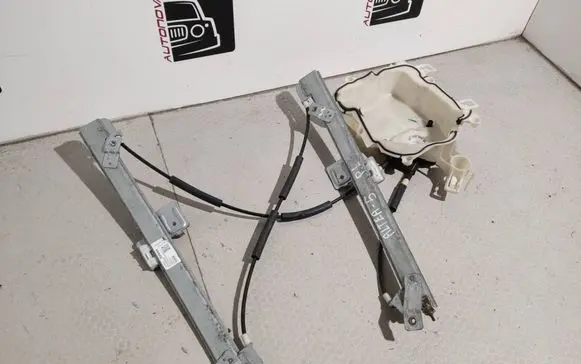 Seat Altea Front door window regulator with motor 5P0837401A