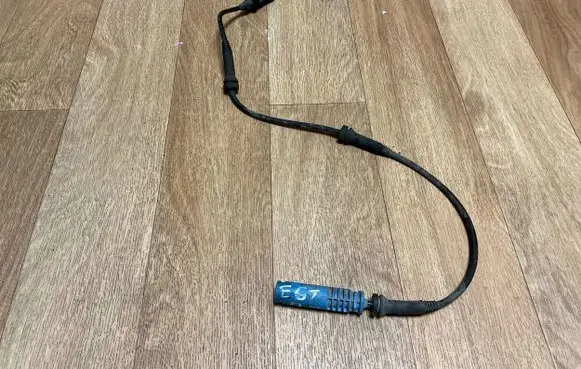 BMW 5 E60 E61 ABS brake wheel speed sensor 6908705