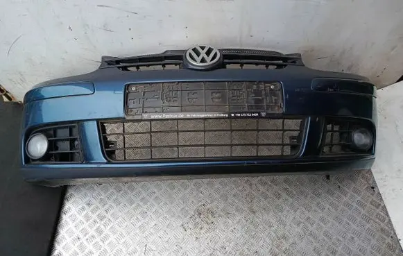 Volkswagen Golf V Front bumper