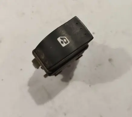 Renault Megane II Electric window control switch 220510C