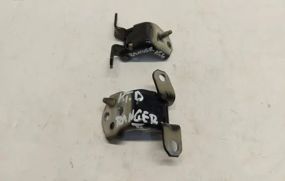 Rear door hinge set