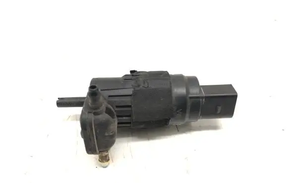 Audi A4 S4 B8 8K Windscreen/windshield washer pump 8K9955647