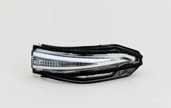 Toyota RAV 4 (XA40) Front door electric wing mirror 8173042020
