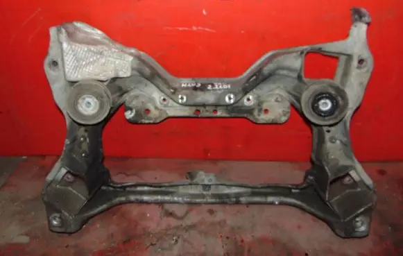 Mercedes-Benz C W203 Front subframe 2036280557